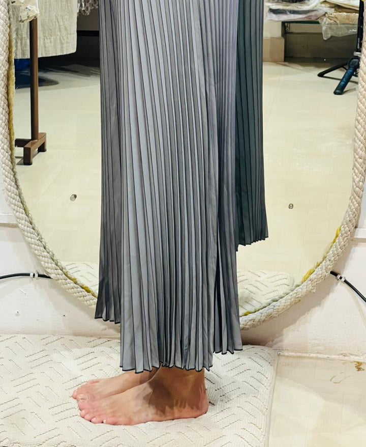 The Signature High-Rise Pleated Palazzo Trousers