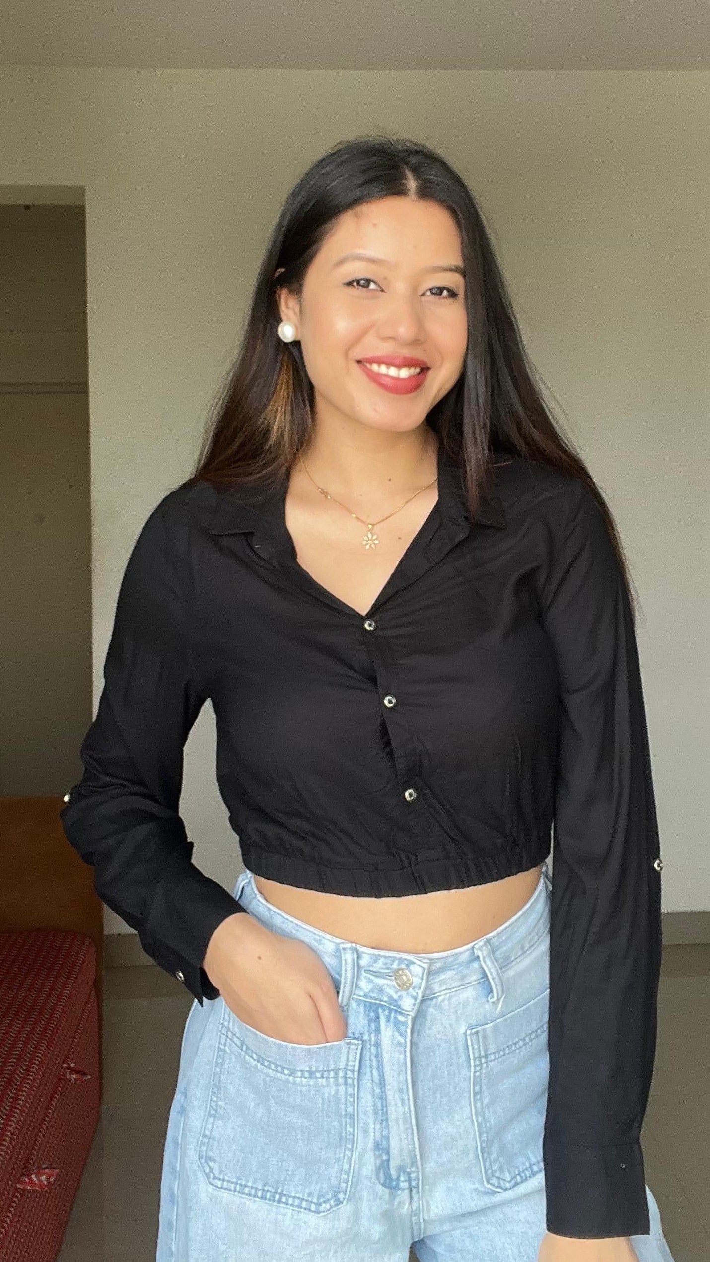 Black Elastic-Hem Crop Shirt