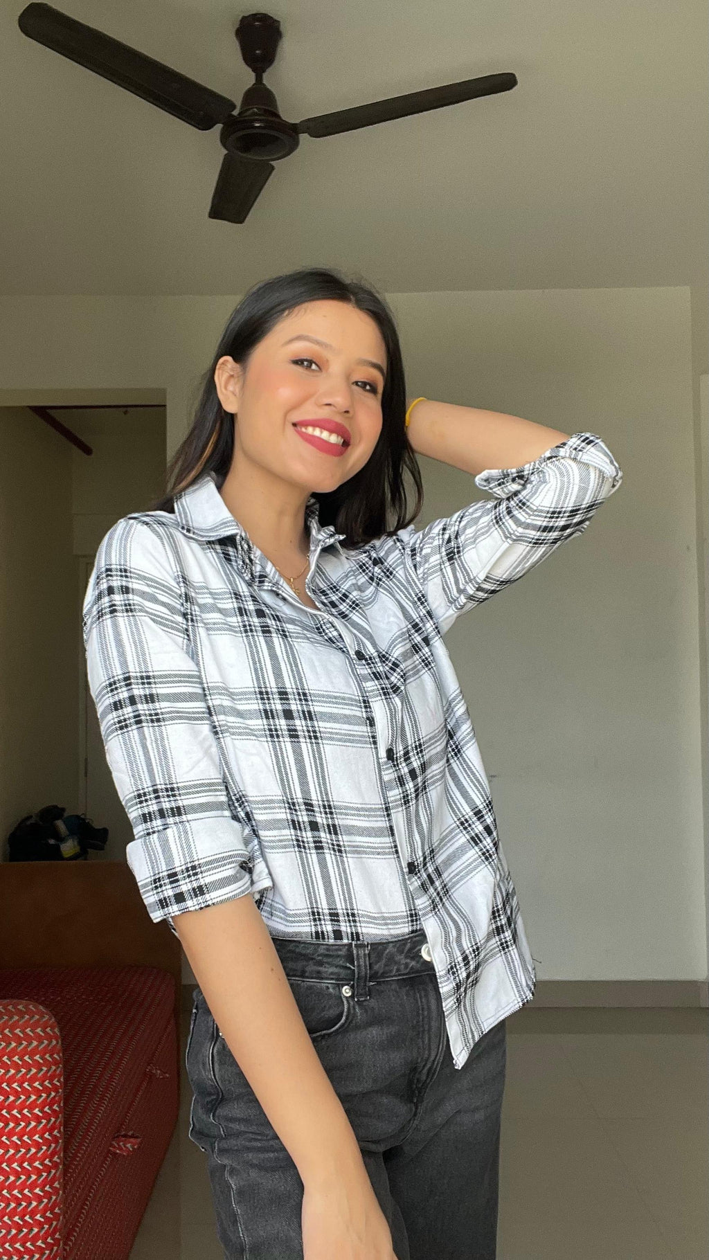 Monochrome Classic Plaid Button-Down Shirt – Relaxed Fit