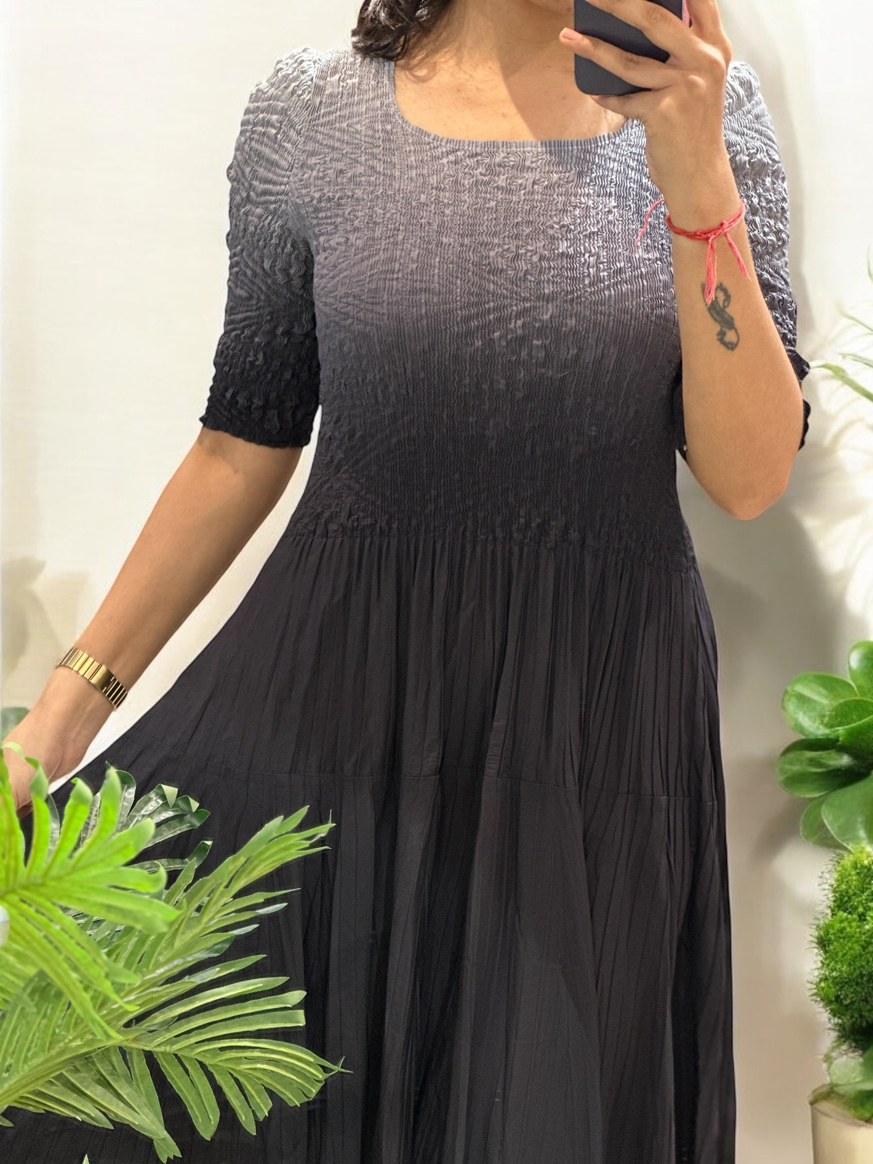 Julieta Flare Dress- Black