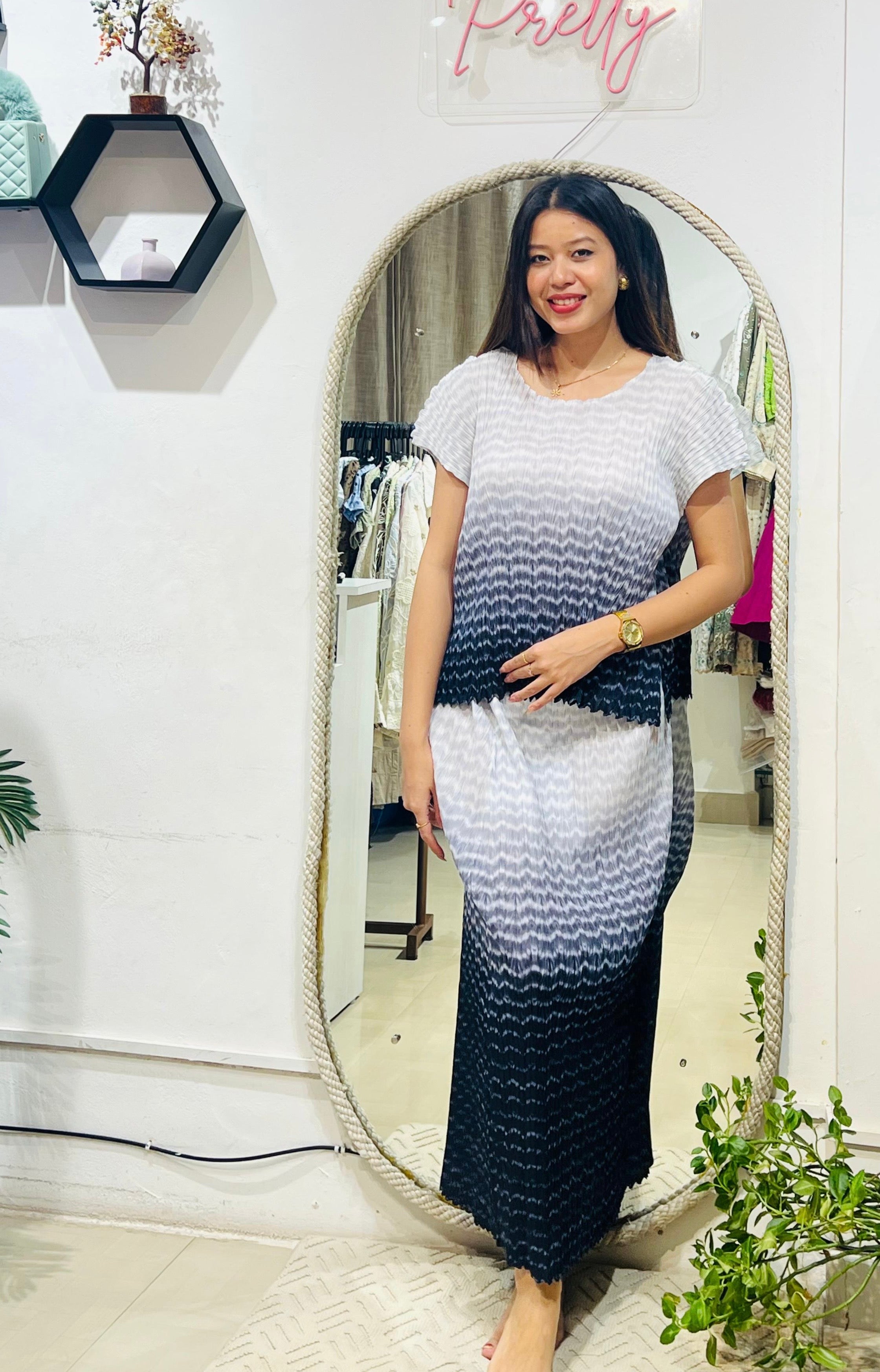 The Midnight Mist Ombre Pleated Set
