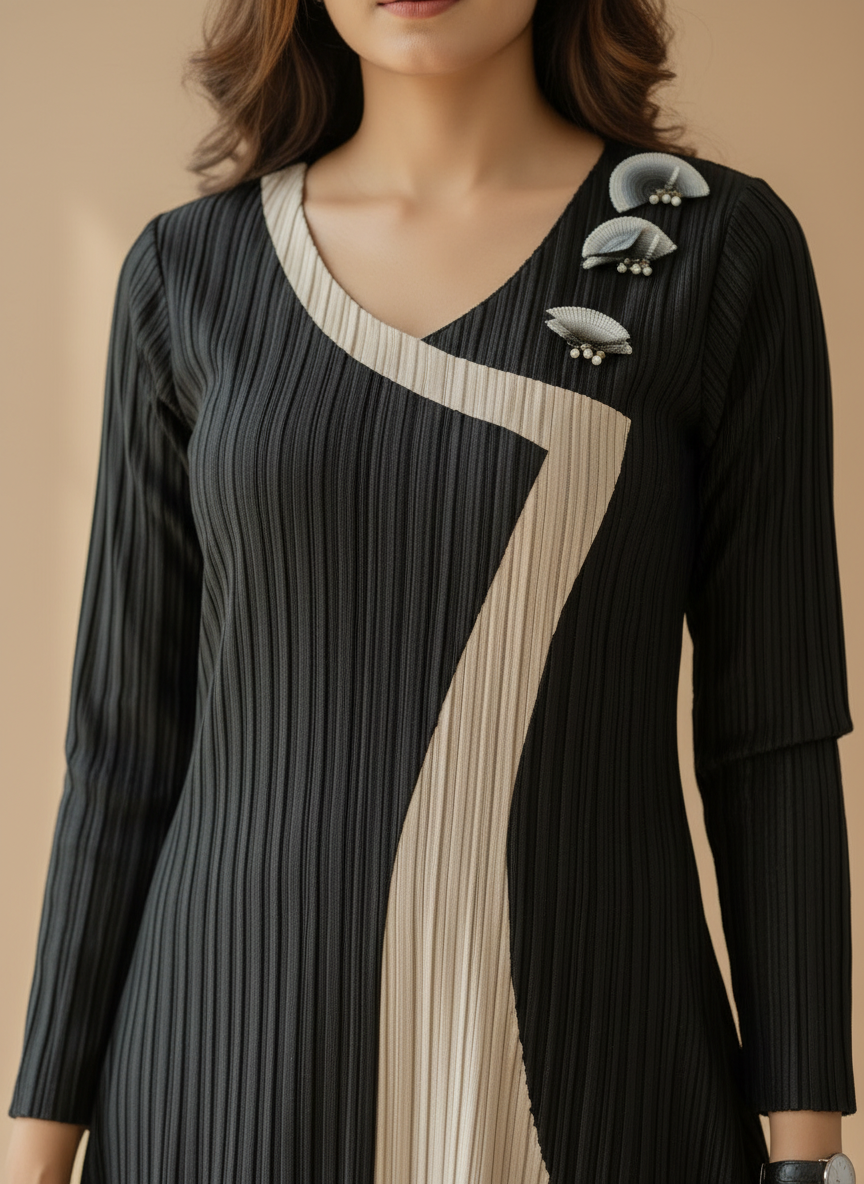 Monochromatic Contrast Pleated Midi – Onyx & Sand