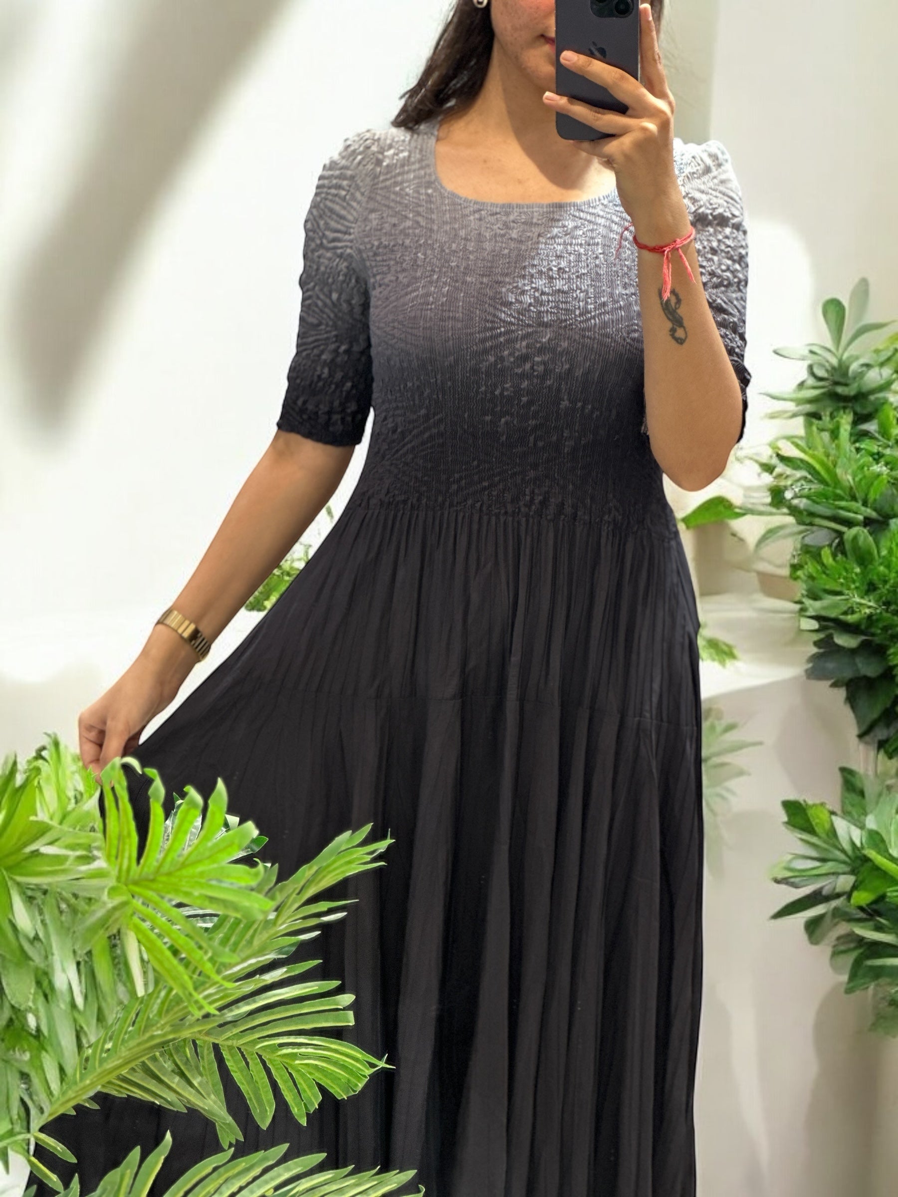 Julieta Flare Dress- Black