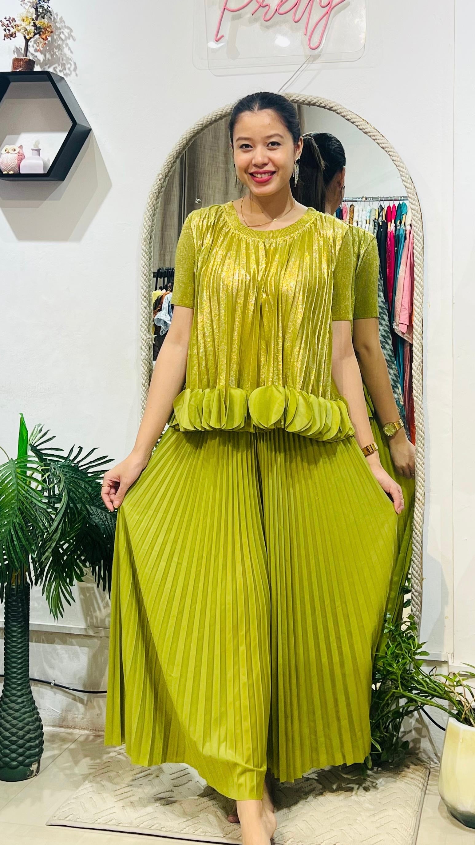 The Signature Lustre Pleated Co-ord Set