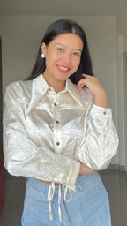 Retro-Glow Pointed Collar Shirt