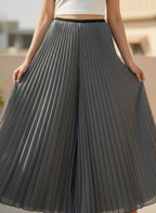 The Signature High-Rise Pleated Palazzo Trousers