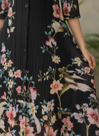 Floral Pleated Dress- Black