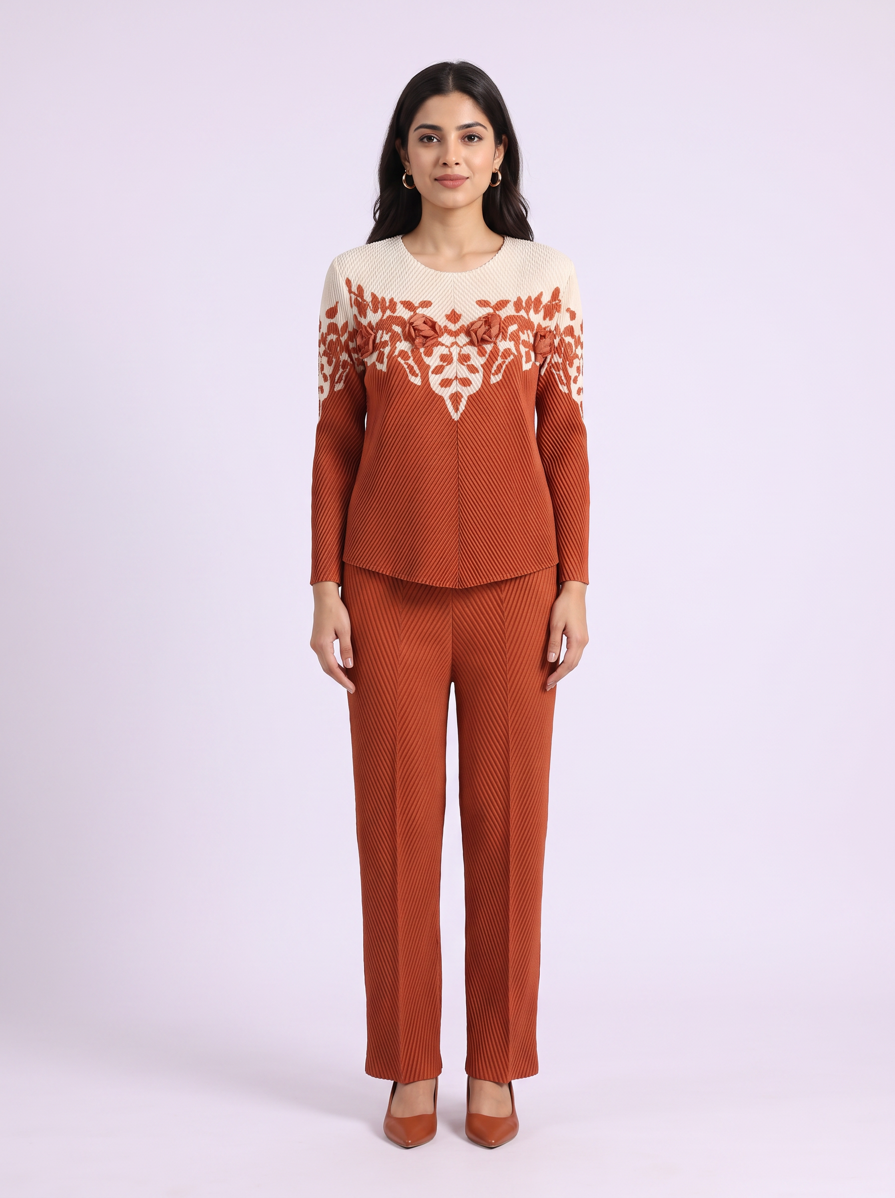 Contrast Petal Pleated Set