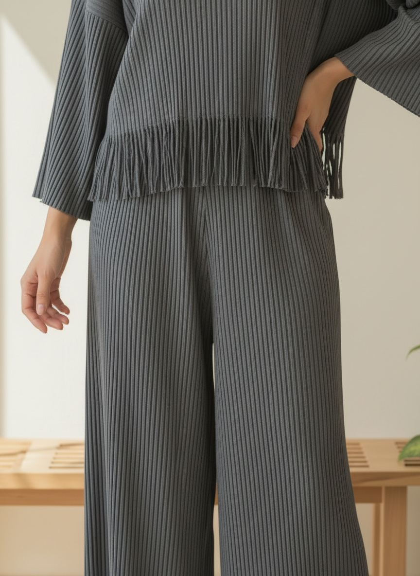Grey pleated set
