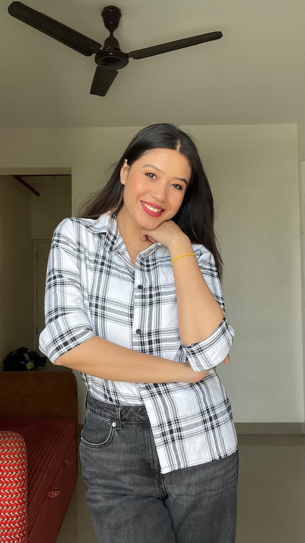 Monochrome Classic Plaid Button-Down Shirt – Relaxed Fit