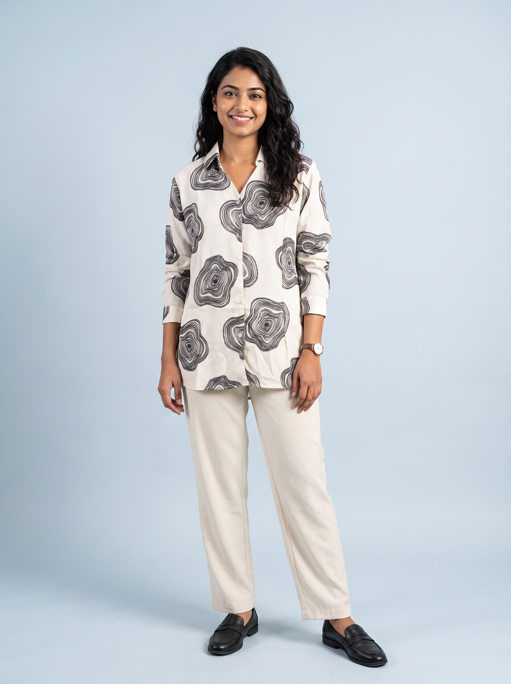 Monochrome abstract print shirt