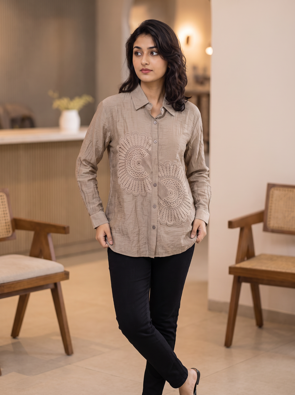 Lace applique Linen shirt